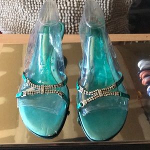 Kenneth Cole reaction flat heels